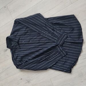 Men's Van Heusen 15-15.5 Dress shirt